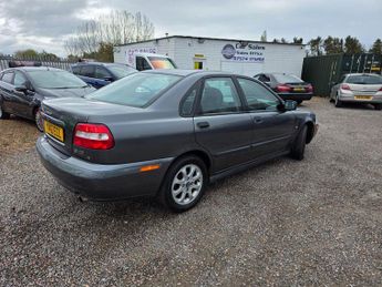 Volvo S40 1.8 4dr