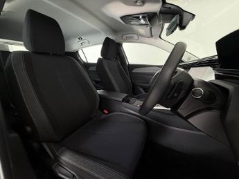 Peugeot 308 1.2 PureTech Active Premium EAT Euro 6 (s/s) 5dr