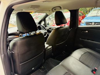 Nissan Leaf 40kWh N-Connecta Auto 5dr