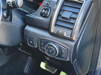 Ford Ranger 2.0 EcoBlue Wildtrak Auto 4WD Euro 6 (s/s) 4dr