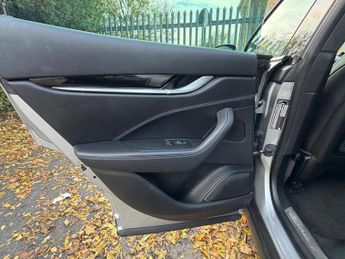 Maserati Levante 3.0D V6 ZF 4WD Euro 6 (s/s) 5dr
