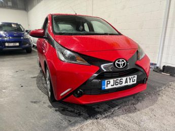 Toyota AYGO 1.0 VVT-i x-play Euro 6 5dr