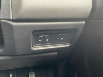 Land Rover Discovery Sport 2.0 SD4 HSE Black Auto 4WD Euro 6 (s/s) 5dr