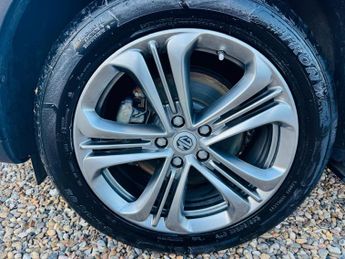 MG MG HS 1.5 T-GDI Exclusive DCT Euro 6 (s/s) 5dr