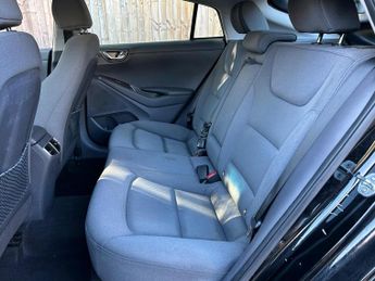 Hyundai IONIQ 38.3kWh Premium Auto 5dr