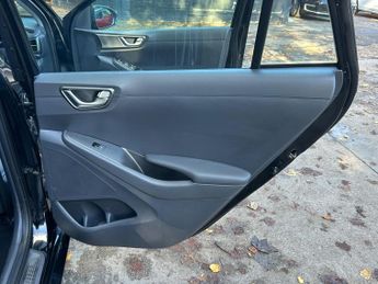 Hyundai IONIQ 38.3kWh Premium Auto 5dr