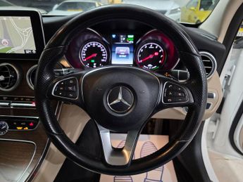 Mercedes-Benz C Class 2.0 C350e 6.4kWh Sport (Premium Plus) G-Tronic+ Euro 6 (s/s) 4dr