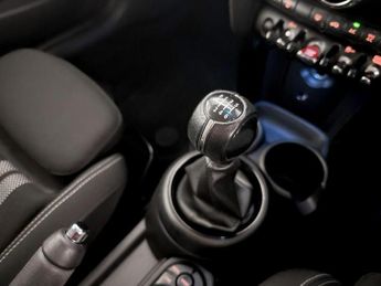 MINI Hatch 2.0 Cooper S Classic Euro 6 (s/s) 3dr