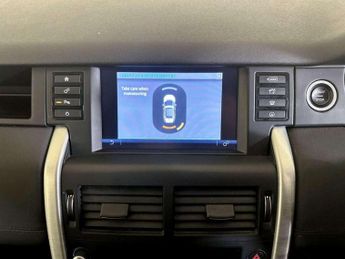 Land Rover Discovery Sport 2.0 TD4 SE Tech Auto 4WD Euro 6 (s/s) 5dr