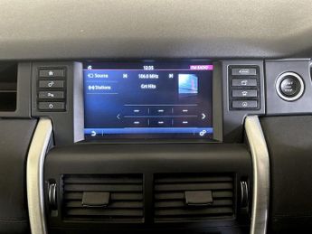 Land Rover Discovery Sport 2.0 TD4 SE Tech Auto 4WD Euro 6 (s/s) 5dr