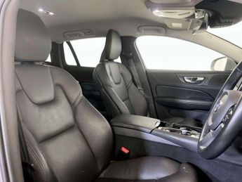 Volvo V60 2.0h T6 Recharge 11.6kWh Inscription Auto AWD Euro 6 (s/s) 5dr