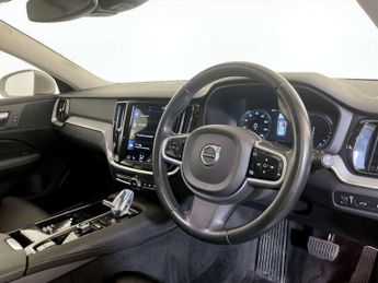 Volvo V60 2.0h T6 Recharge 11.6kWh Inscription Auto AWD Euro 6 (s/s) 5dr