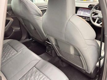 Audi A3 1.5 TFSI 35 Vorsprung S Tronic Euro 6 (s/s) 4dr