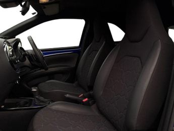 Toyota Aygo X 1.0 VVT-i Exclusive Hatchback 5dr Petrol x-shift Euro 6 (s/s) (7