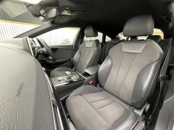 Audi A5 S LINE BLACK ED 35 TFSI SA