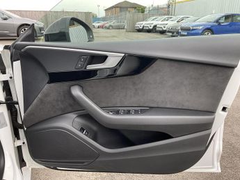 Audi A5 S LINE BLACK ED 35 TFSI SA