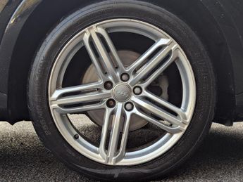 Audi Q3 2.0 TDI S line Plus S Tronic quattro Euro 5 (s/s) 5dr