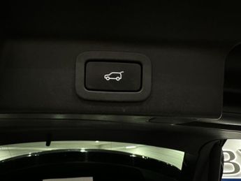 Jaguar F-PACE 2.0 D180 Portfolio Auto AWD Euro 6 (s/s) 5dr