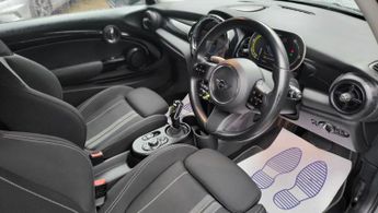 MINI Electric Hatch Cooper SE 32.6kWh Level 1 Auto 3dr