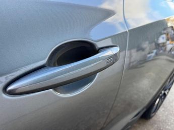 Nissan Juke 1.0 DIG-T Tekna+ DCT Auto Euro 6 (s/s) 5dr