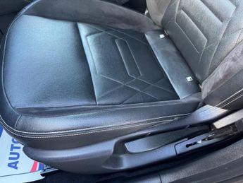 Nissan Juke 1.0 DIG-T Tekna+ DCT Auto Euro 6 (s/s) 5dr