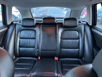 Skoda Superb 1.8 TSI Elegance DSG Euro 5 5dr