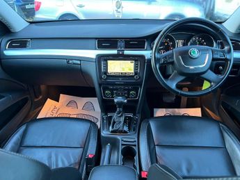 Skoda Superb 1.8 TSI Elegance DSG Euro 5 5dr