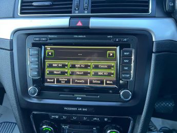 Skoda Superb 1.8 TSI Elegance DSG Euro 5 5dr