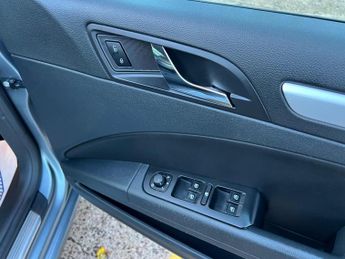 Skoda Superb 1.8 TSI Elegance DSG Euro 5 5dr