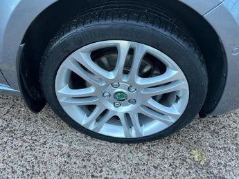 Skoda Superb 1.8 TSI Elegance DSG Euro 5 5dr