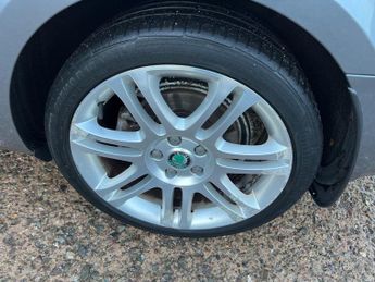 Skoda Superb 1.8 TSI Elegance DSG Euro 5 5dr