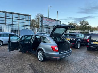 Skoda Superb 1.8 TSI Elegance DSG Euro 5 5dr