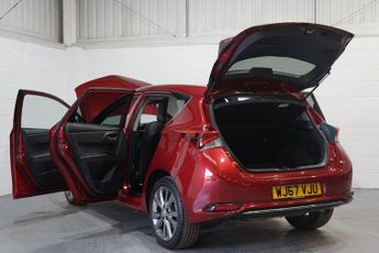 Toyota Auris 1.8 VVT-h Excel CVT Euro 6 (s/s) 5dr (Safety Sense)