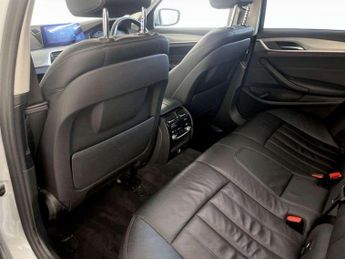 BMW 5 Series 2.0 520d SE Touring Auto xDrive Euro 6 (s/s) 5dr