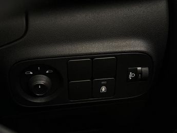 Citroen C3 1.2 PureTech C-Series Edition EAT6 Euro 6 (s/s) 5dr