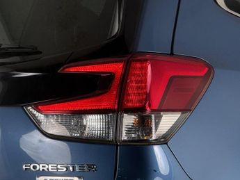 Subaru Forester 2.0 i e-Boxer XE Premium Lineartronic 4WD Euro 6 (s/s) 5dr