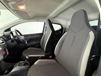 Toyota AYGO 1.0 VVT-i x-press x-shift Euro 6 5dr