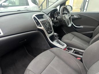 Vauxhall Astra 1.6 16v SRi Auto Euro 5 5dr