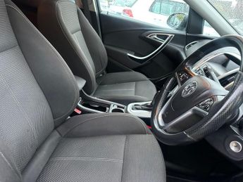 Vauxhall Astra 1.6 16v SRi Auto Euro 5 5dr