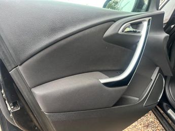 Vauxhall Astra 1.6 16v SRi Auto Euro 5 5dr