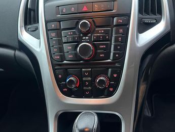 Vauxhall Astra 1.6 16v SRi Auto Euro 5 5dr