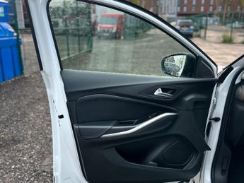 Vauxhall Grandland 1.5 Turbo D Ultimate Auto Euro 6 (s/s) 5dr