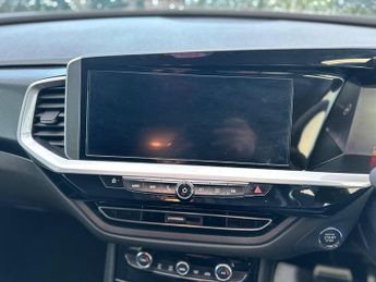 Vauxhall Grandland 1.5 Turbo D Ultimate Auto Euro 6 (s/s) 5dr