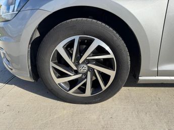Volkswagen Golf 1.6 TDI Match DSG Euro 6 (s/s) 5dr