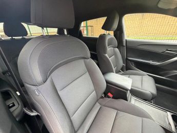 MG MG4 51kWh SE Auto 5dr