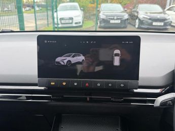 MG MG4 51kWh SE Auto 5dr