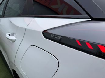 MG MG4 51kWh SE Auto 5dr