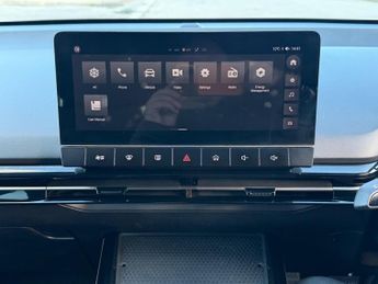 MG MG4 51kWh SE Auto 5dr