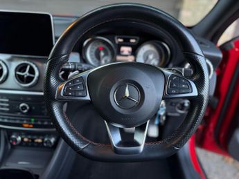 Mercedes-Benz GLA 2.1 GLA220d AMG Line (Premium) 7G-DCT 4MATIC Euro 6 (s/s) 5dr