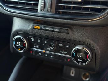 Ford Focus 1.5 EcoBlue ST-Line X Auto Euro 6 (s/s) 5dr